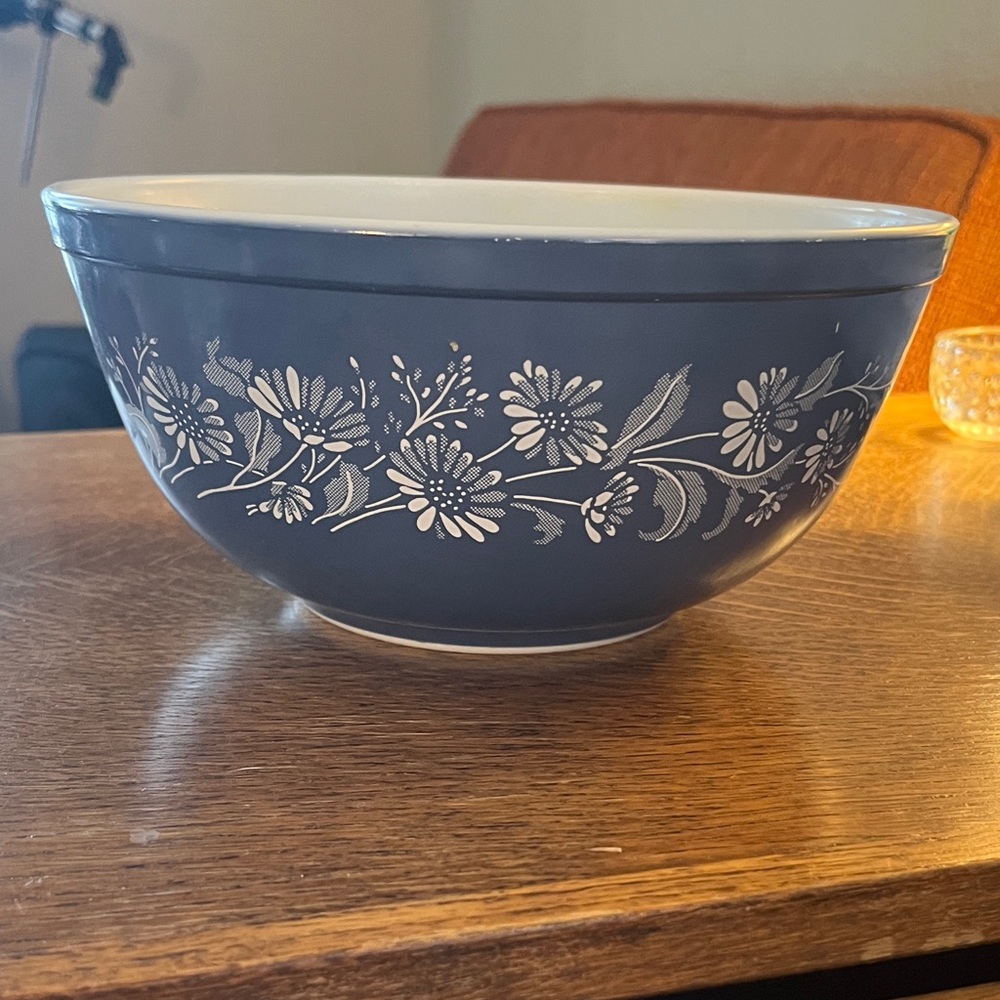 Vintage Pyrex Colonial Mist Nesting Mixing Bowl White on Blue 403 8 1/2”